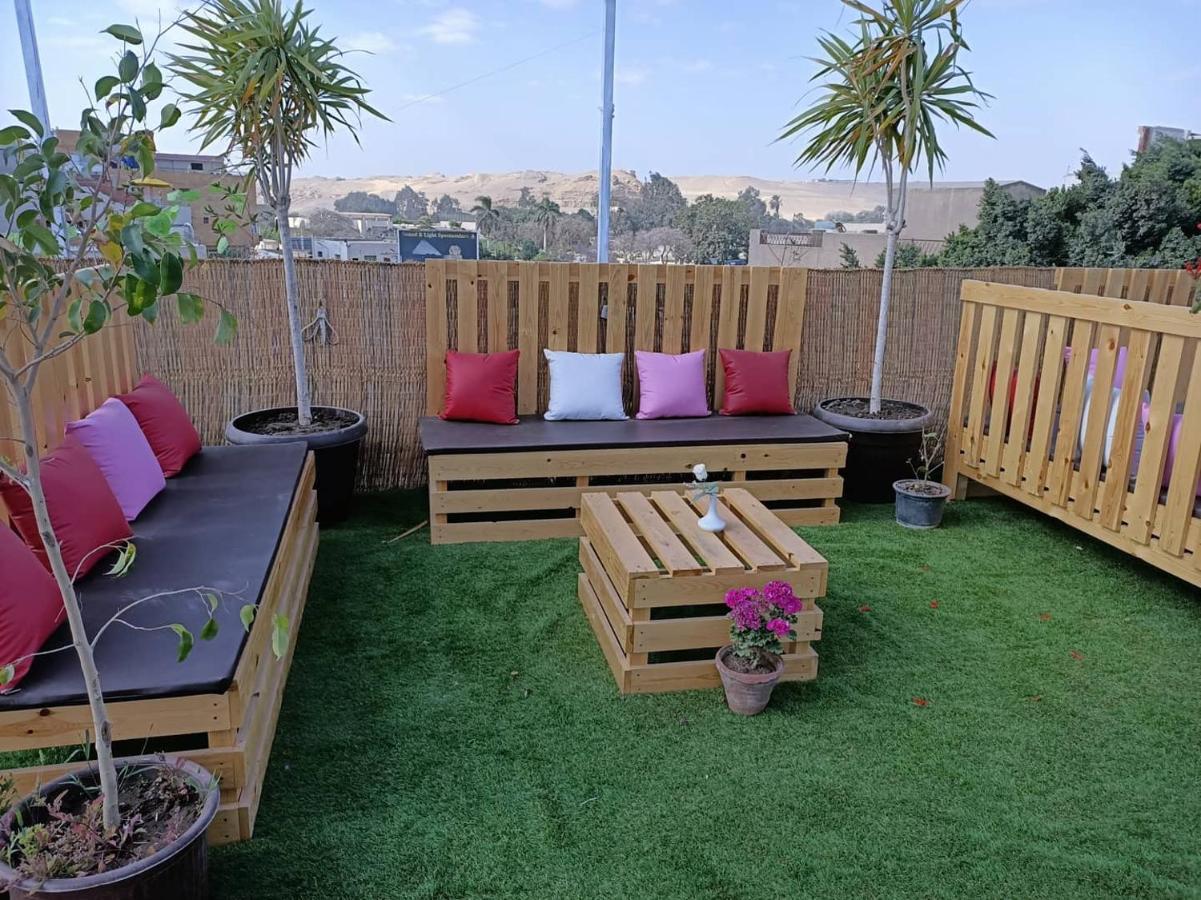 Carpet Alaadein Pyramids View 호텔 Kafret el-Gabal 외부 사진